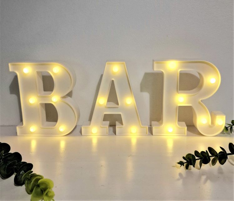 Bar -kirjainvalaisin kulta